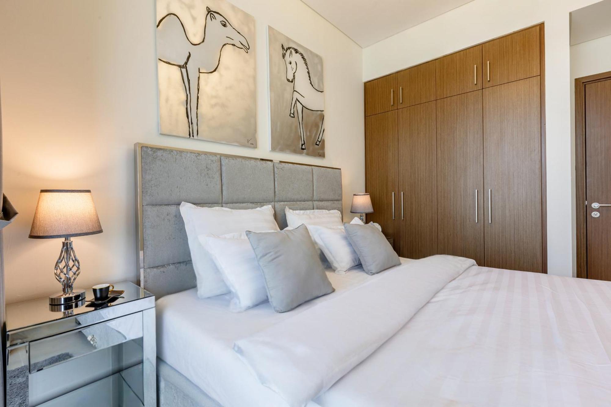 Apartment Elegantescapes - Large 2br W Marina And Sea View *