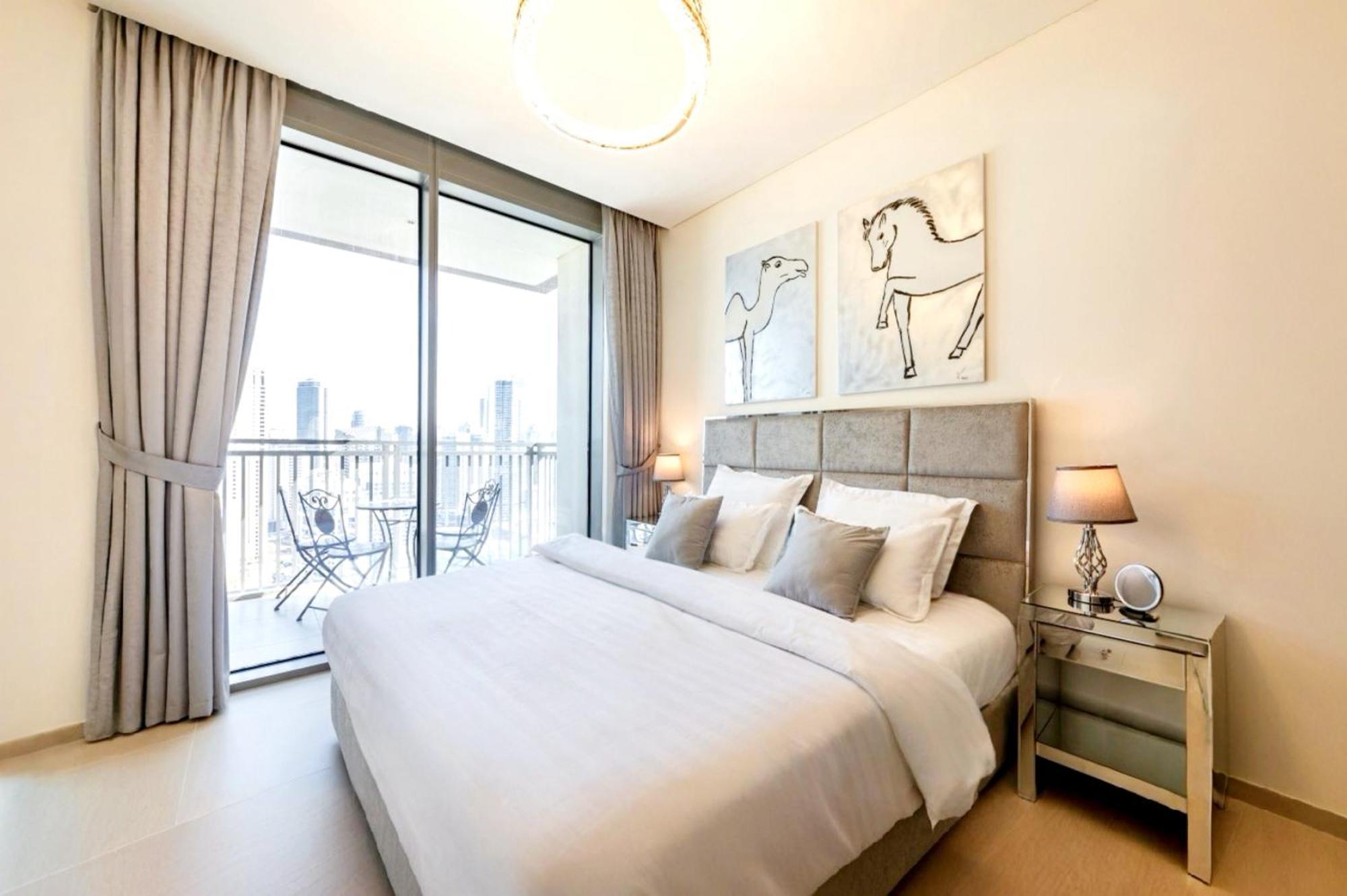 Elegantescapes - Large 2br W Marina And Sea View Apartment